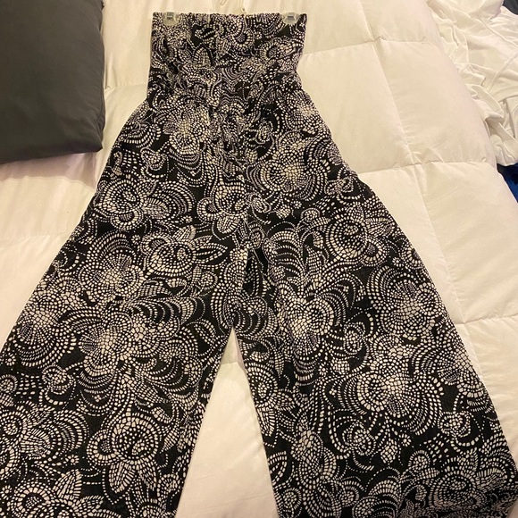 Romper - Picture 1 of 2